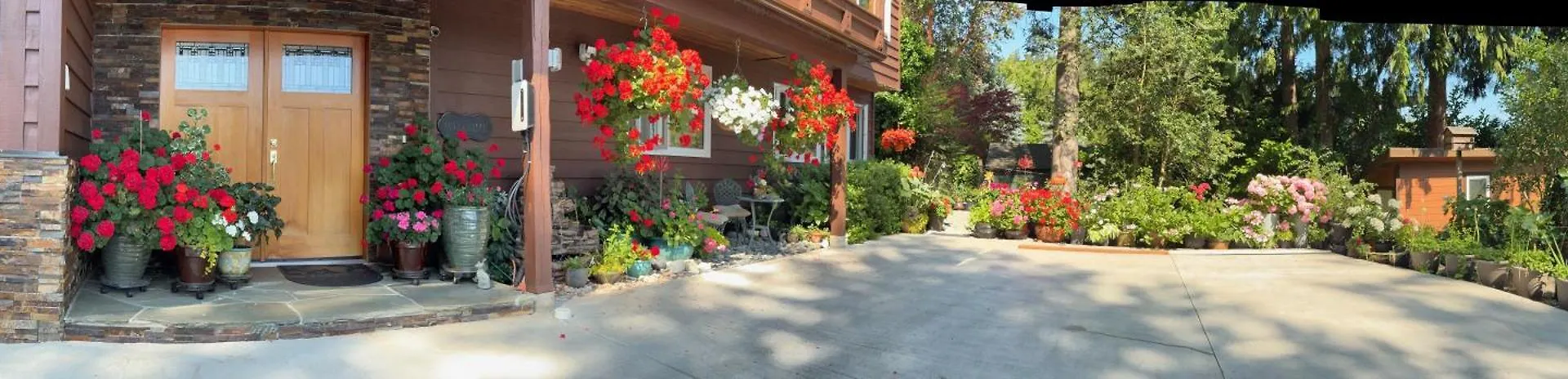 Garden Bridge House Villa Sechelt Holiday home