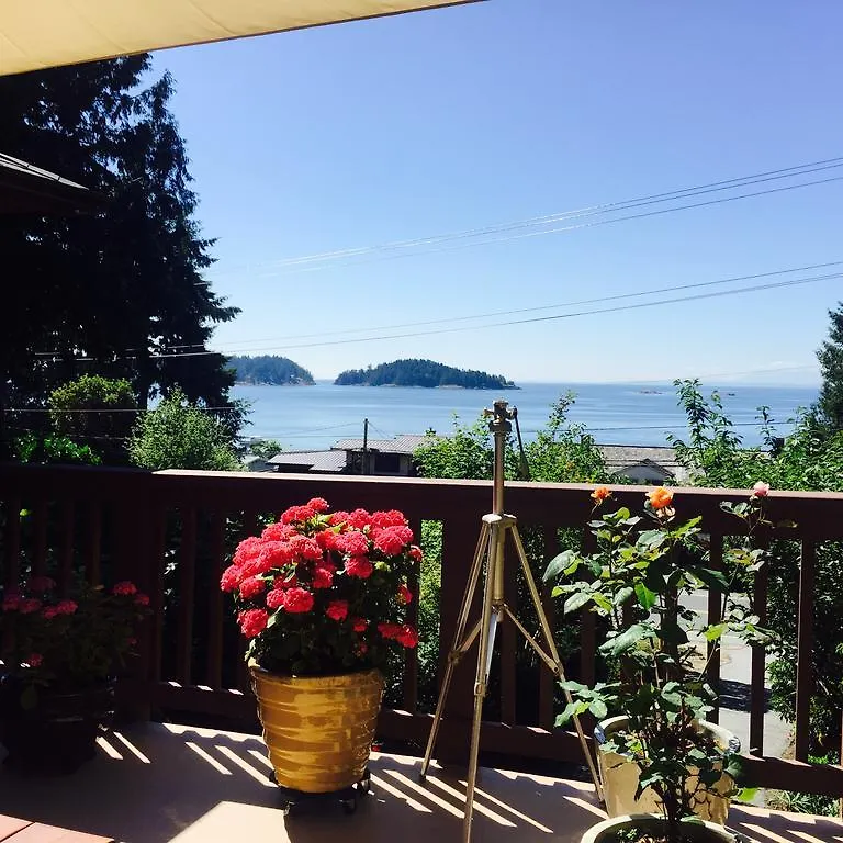 Holiday home Garden Bridge House Villa Sechelt